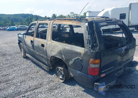 2002 Chevrolet Suburban 1500 Ls из США, поврежденный, VIN 1GNFK16Z82J207479